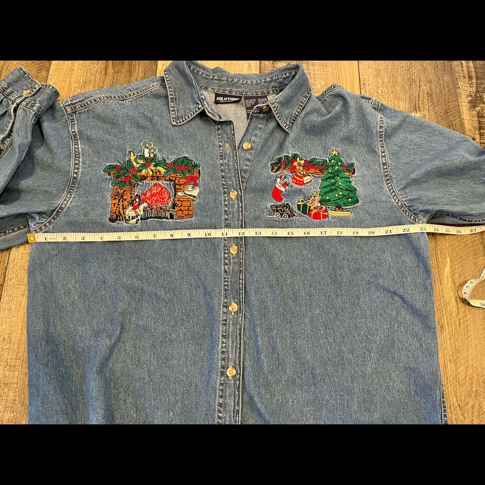 Vintage Christmas Embroidered Denim Button Down Shirt/Blouse L/XL - Picture 9 of 10